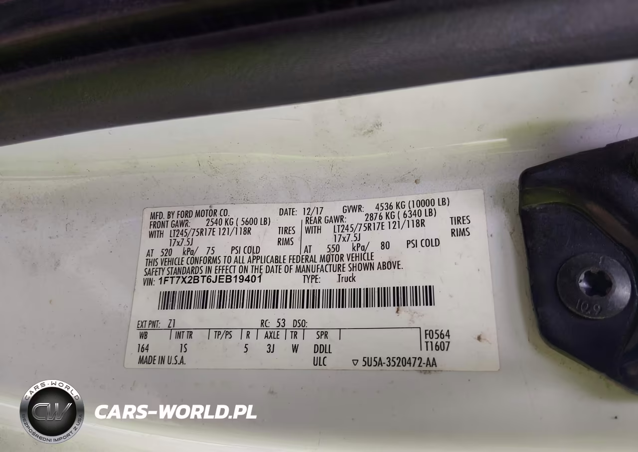 2018 Ford F-250 Xl VIN:1FT7X2BT6JEB19401 - 9