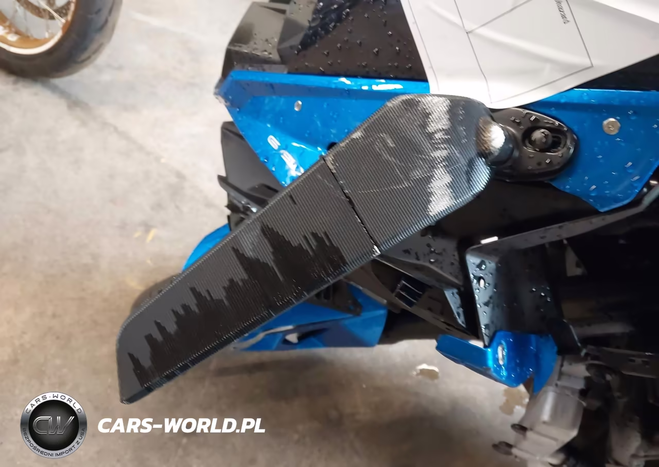 2025 Suzuki Gsx800 F VIN:JS1EM13B9S7102219 - 16