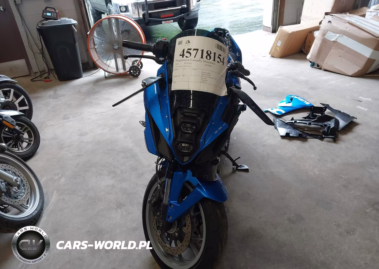 2025 Suzuki Gsx800 F VIN:JS1EM13B9S7102219 - 5