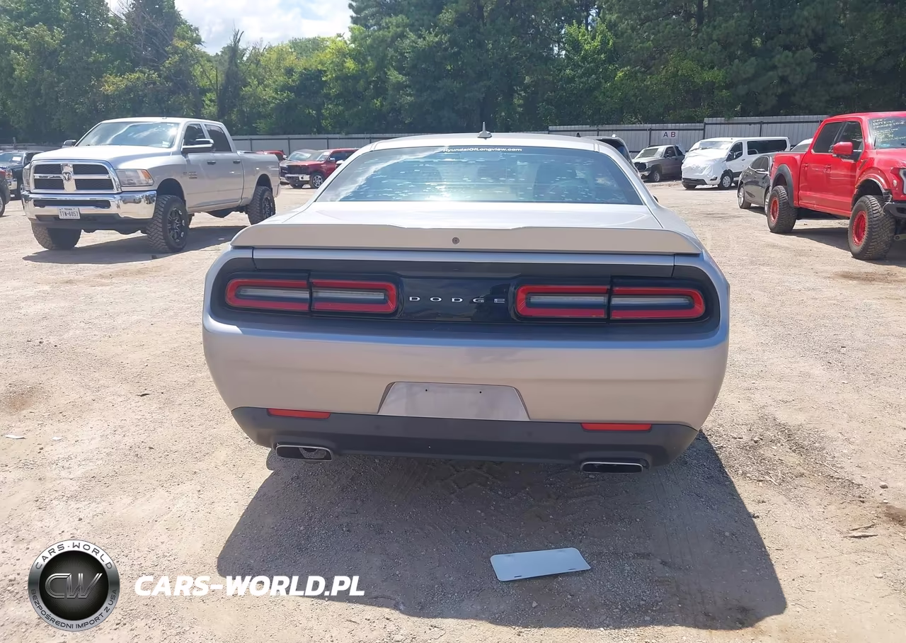 2015 Dodge Challenger Sxt Plus Or R-T Plus VIN:2C3CDZBG4FH912249 - 16
