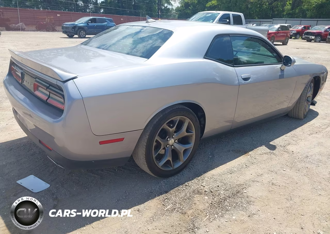 2015 Dodge Challenger Sxt Plus Or R-T Plus VIN:2C3CDZBG4FH912249 - 4