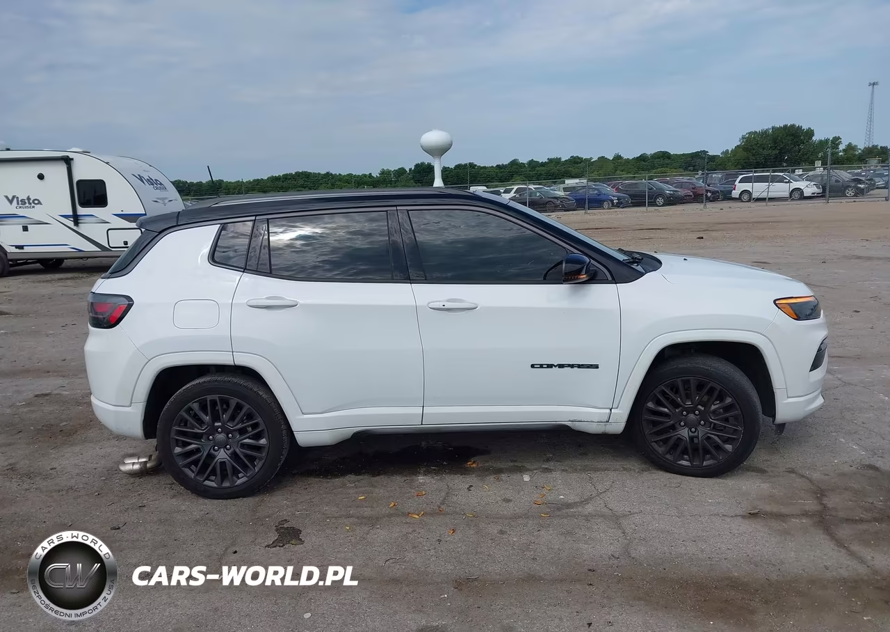 2022 Jeep Compass High Altitude 4X4 VIN:3C4NJDCB0NT140664 - 13