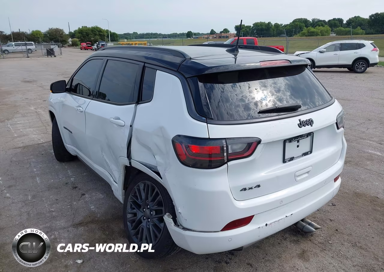 2022 Jeep Compass High Altitude 4X4 VIN:3C4NJDCB0NT140664 - 3