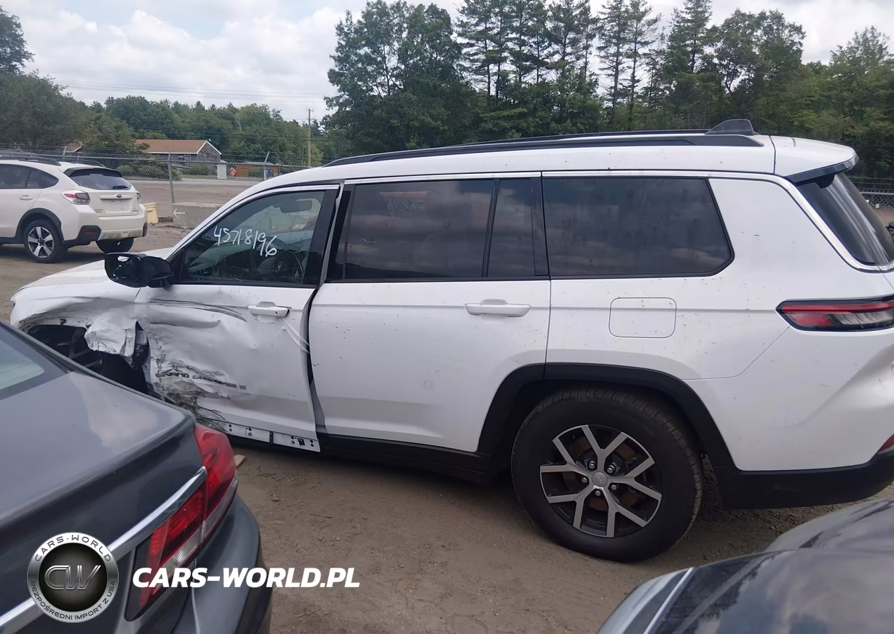 2025 Jeep Grand Cherokee L Limited 4X4 VIN:1C4RJKBG0S8676978 - 14