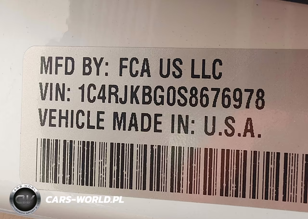 2025 Jeep Grand Cherokee L Limited 4X4 VIN:1C4RJKBG0S8676978 - 9