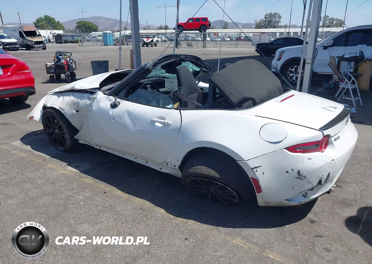 2025 Mazda Mx-5 Miata Club VIN:JM1NDAC70S0652127 - 3