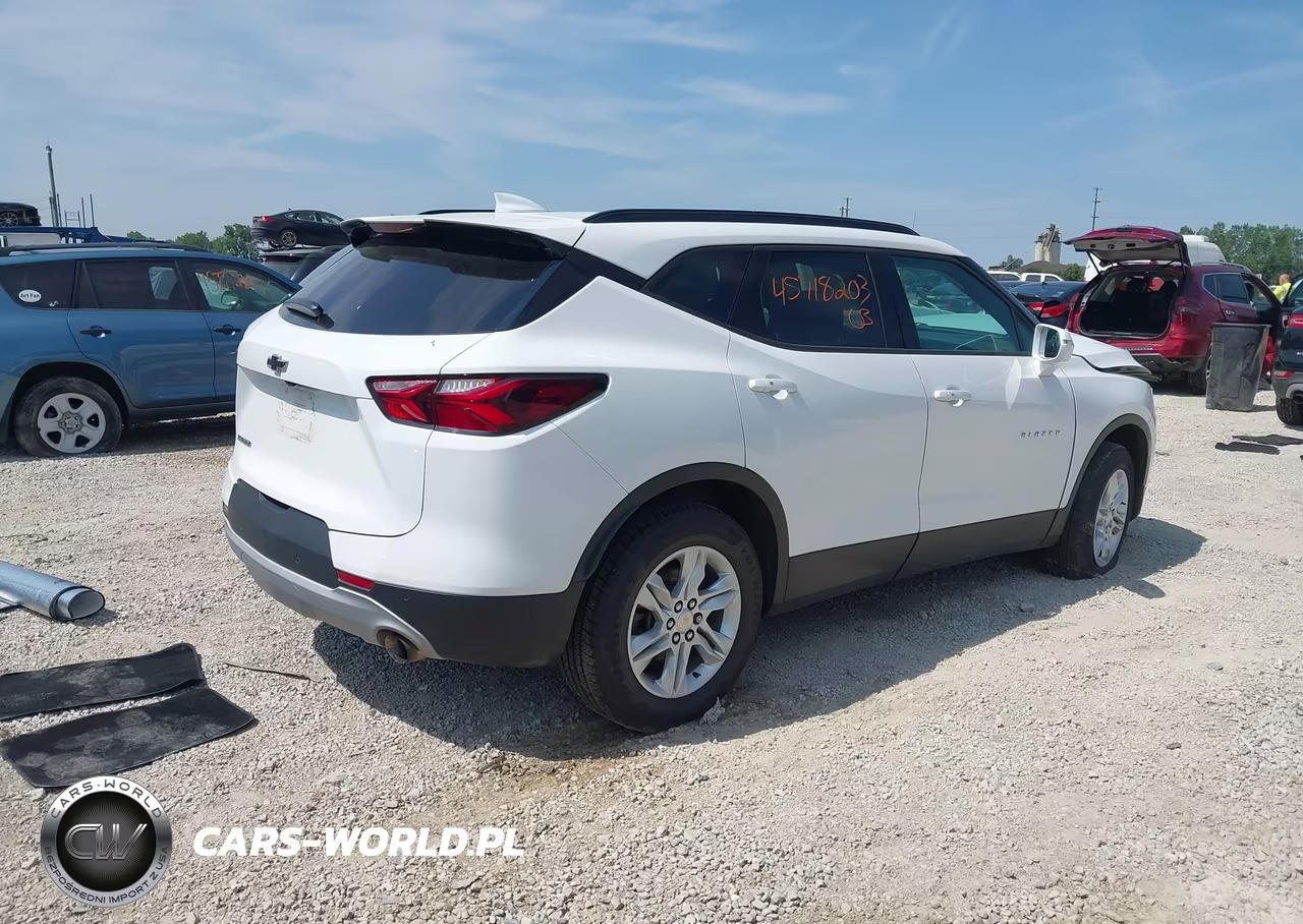 2020 Chevrolet Blazer Fwd 2Lt VIN:3GNKBCRS9LS725867 - 4