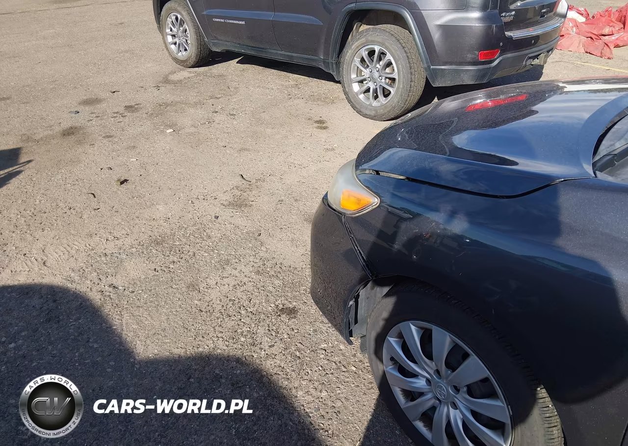 2012 Toyota Corolla Le VIN:5YFBU4EE2CP041121 - 17