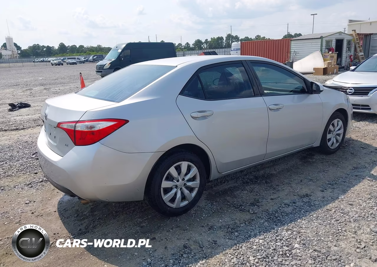 2016 Toyota Corolla Le VIN:2T1BURHE6GC586205 - 4