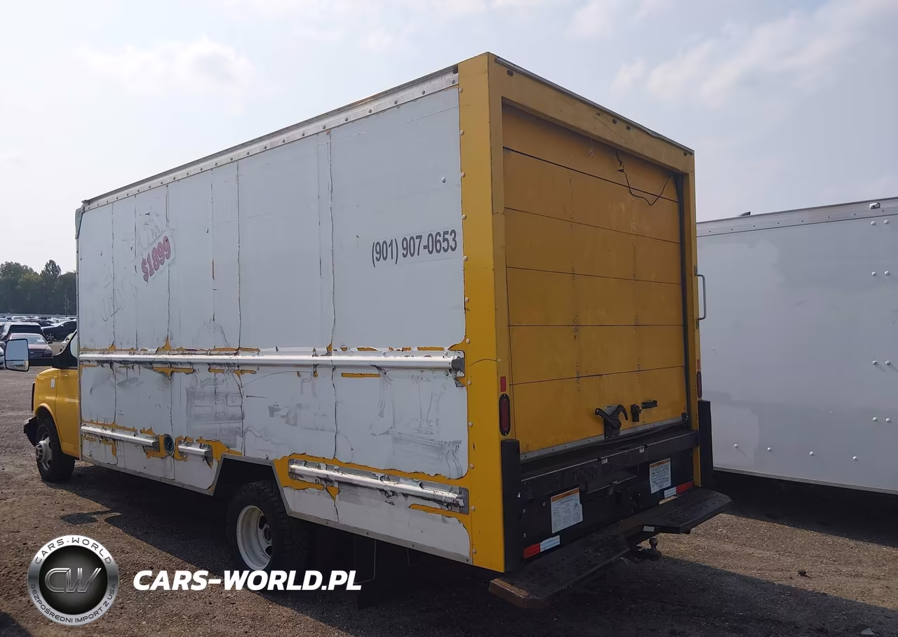 2017 GMC Savana Cutaway Work Van VIN:1GD37TCG2H1910091 - 14