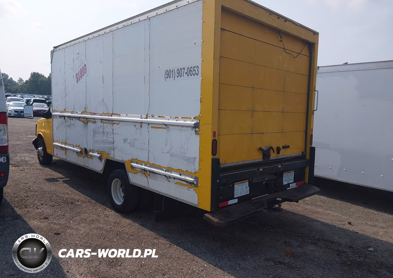 2017 GMC Savana Cutaway Work Van VIN:1GD37TCG2H1910091 - 3