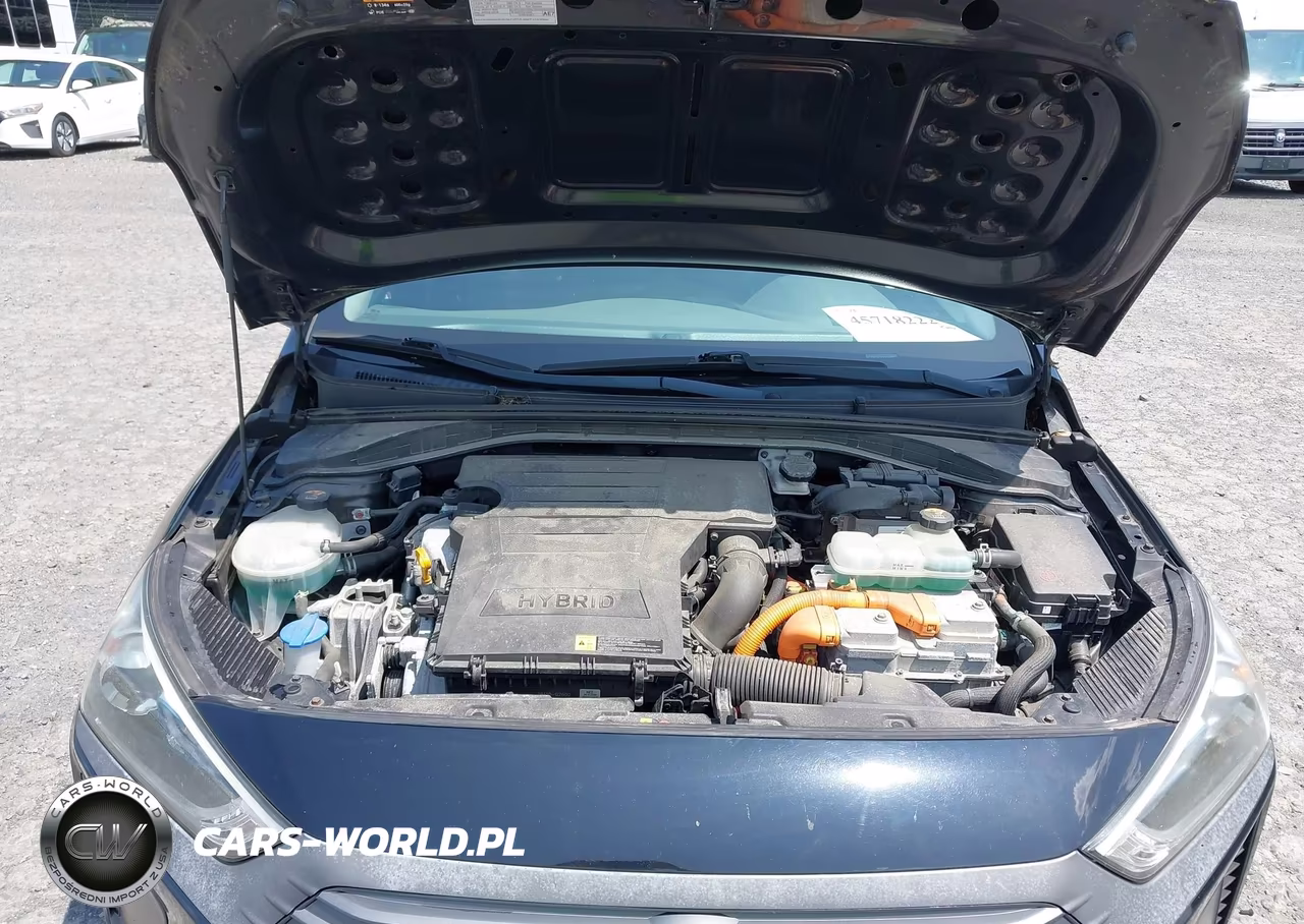 2018 Hyundai Ioniq Hybrid Blue VIN:KMHC65LC2JU076274 - 10