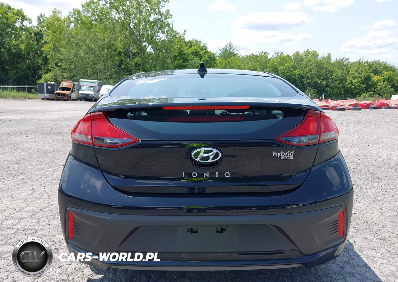 2018 Hyundai Ioniq Hybrid Blue VIN:KMHC65LC2JU076274 - 19