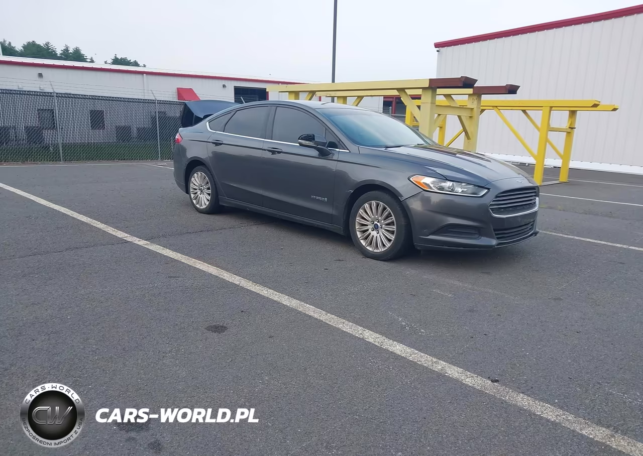 2016 Ford Fusion Hybrid Se – zdjęcie 1 z 15