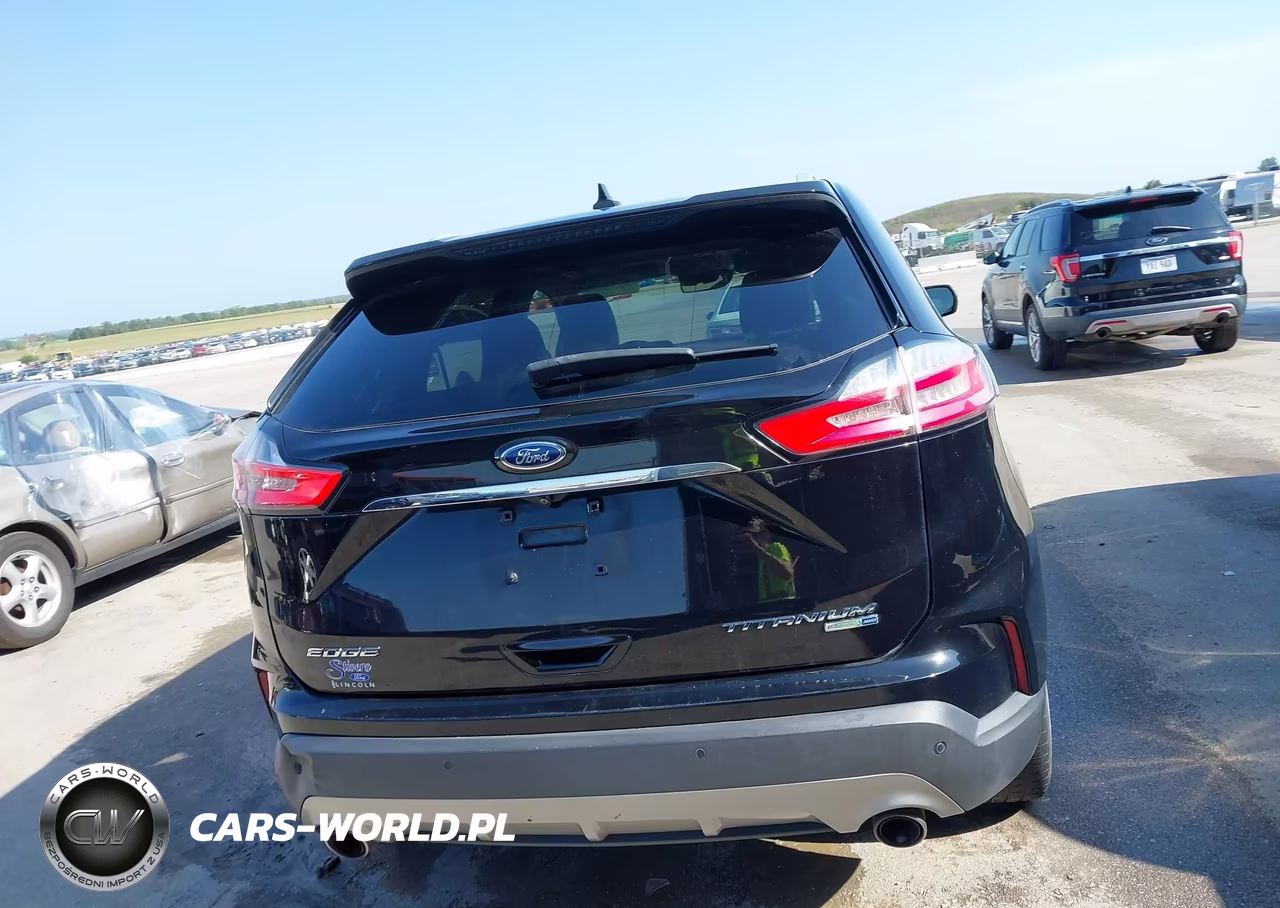 2020 Ford Edge Titanium VIN:2FMPK4K97LBA75188 - 16