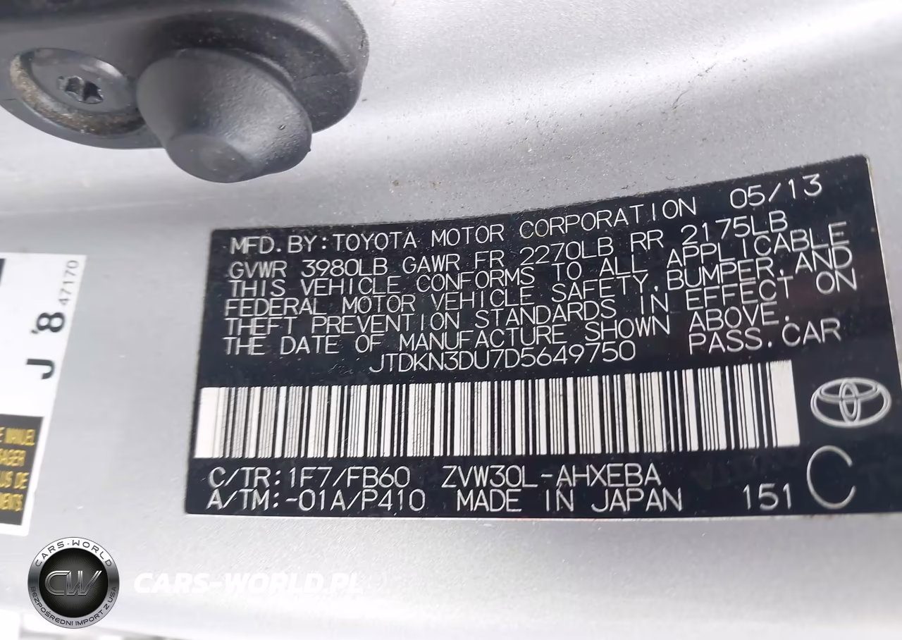 2013 Toyota Prius Two VIN:JTDKN3DU7D5649750 - 9