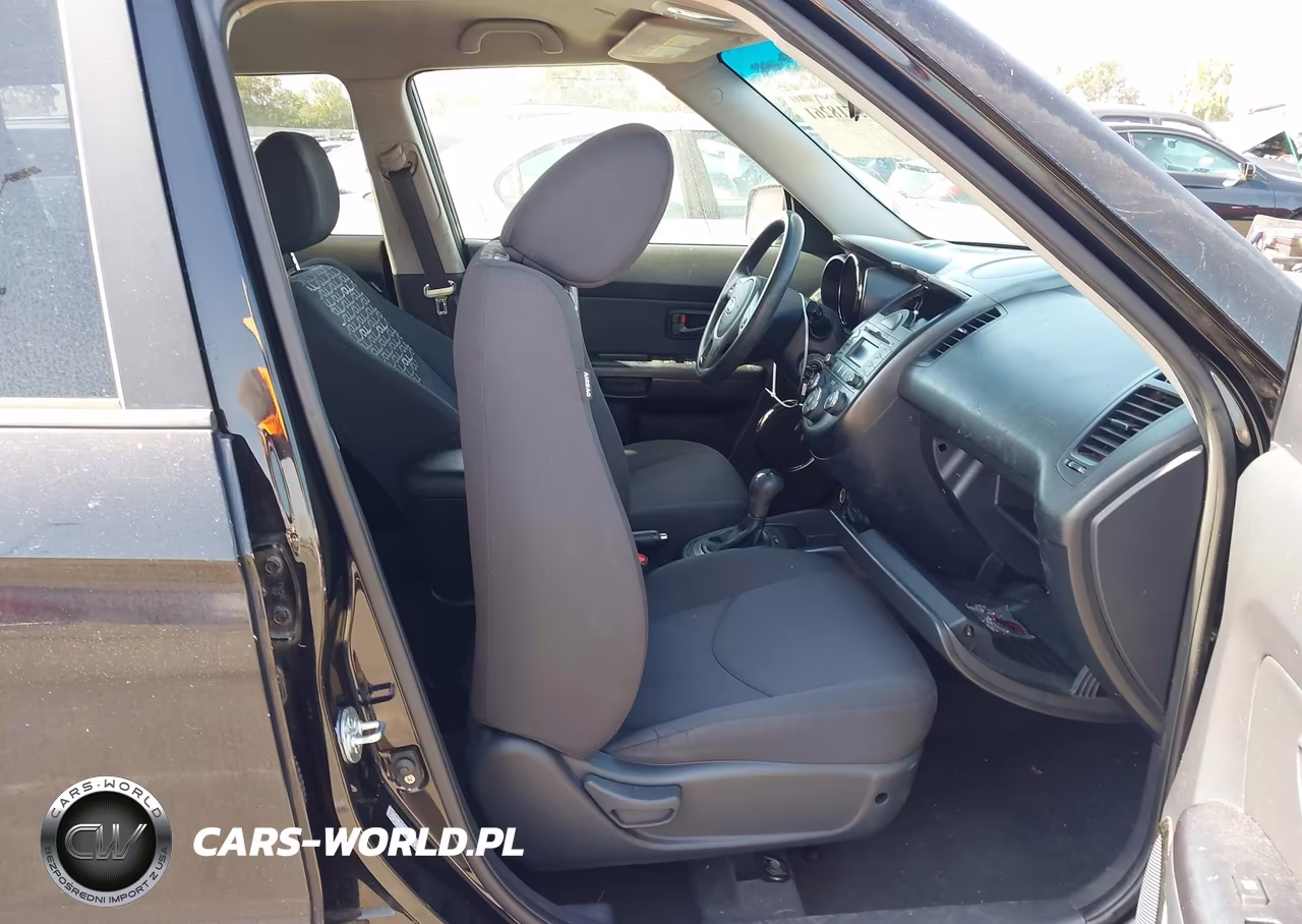2011 Kia Soul + VIN:KNDJT2A28B7275021 - 5