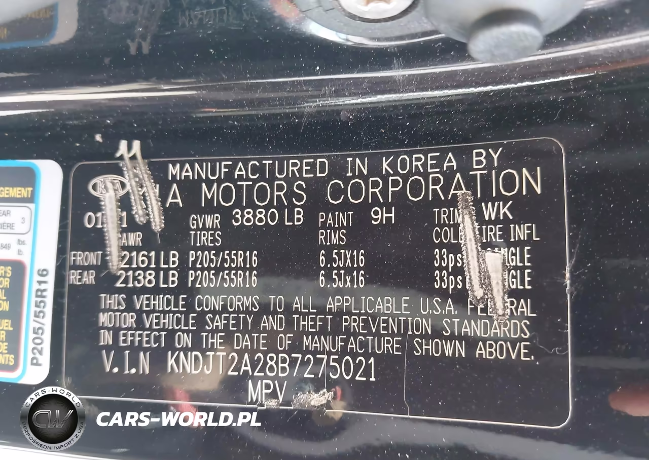 2011 Kia Soul + VIN:KNDJT2A28B7275021 - 9