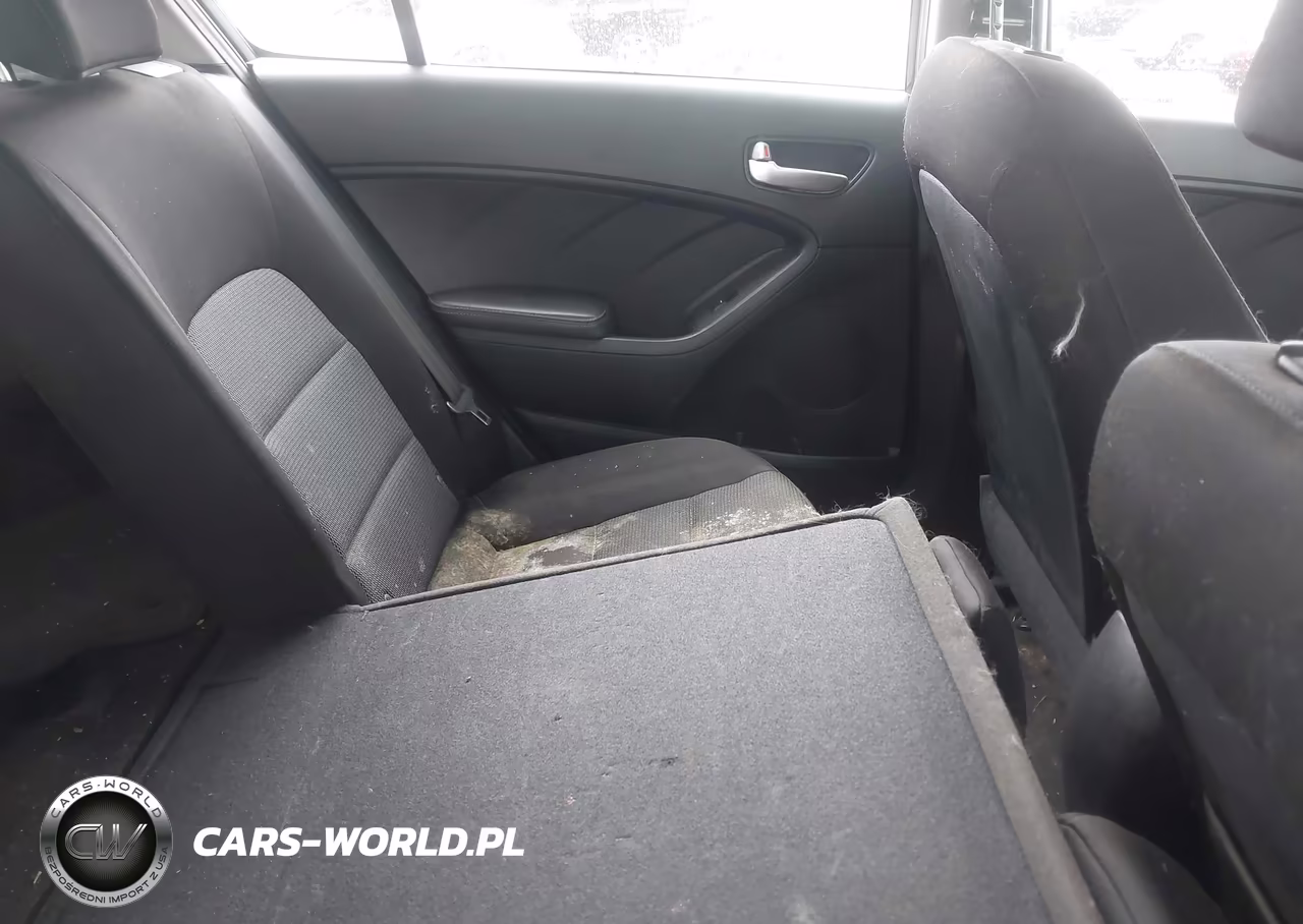 2017 Kia Forte Lx VIN:KNAFK5A8XH5701601 - 8