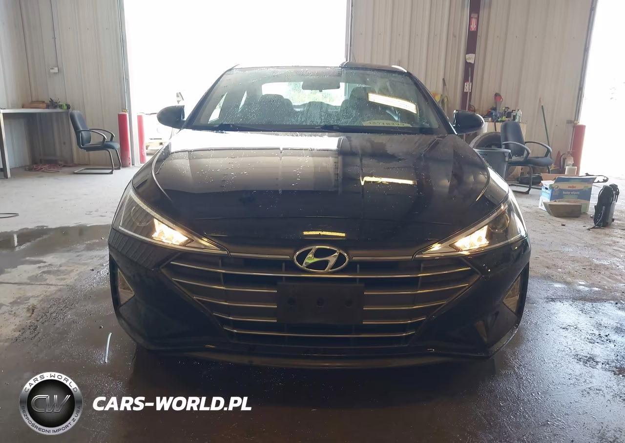2019 Hyundai Elantra Se VIN:5NPD74LF1KH497201 - 6
