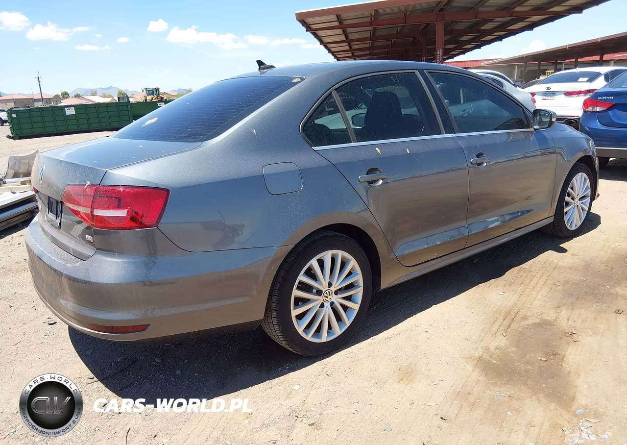 2015 Volkswagen Jetta 1.8T Se VIN:3VWD07AJ8FM402188 - 4
