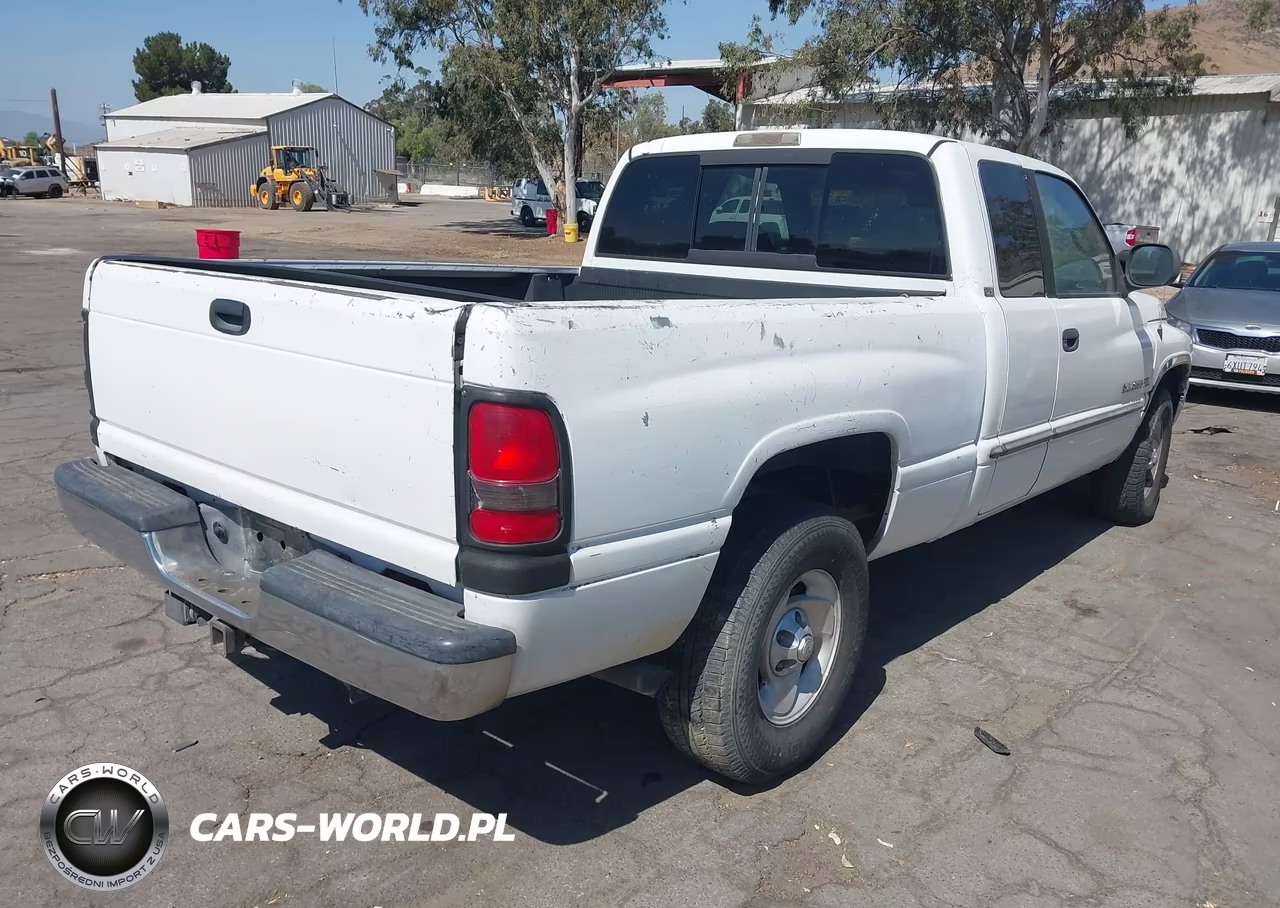 2000 Dodge Ram 1500 St VIN:1B7HC13Z1YJ153891 - 4