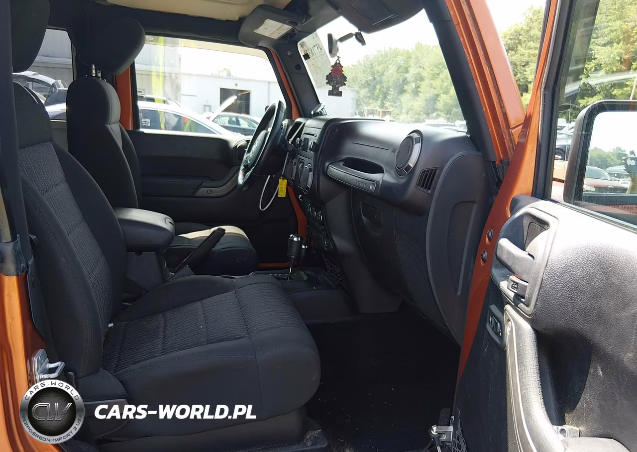 2011 Jeep Wrangler Sport VIN:1J4AA2D1XBL542864 - 5