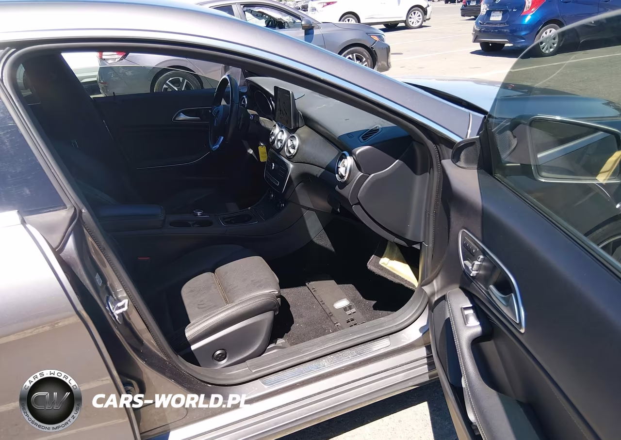 2017 Mercedes-Benz Cla 250 VIN:WDDSJ4EB2HN465312 - 5