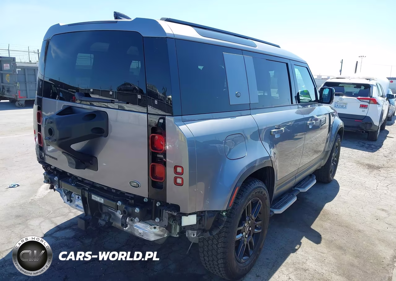 2022 Land Rover Defender 110 S VIN:SALEJ7RX1N2079355 - 4