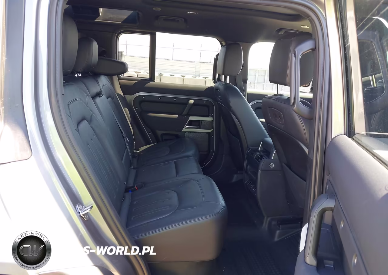 2022 Land Rover Defender 110 S VIN:SALEJ7RX1N2079355 - 8