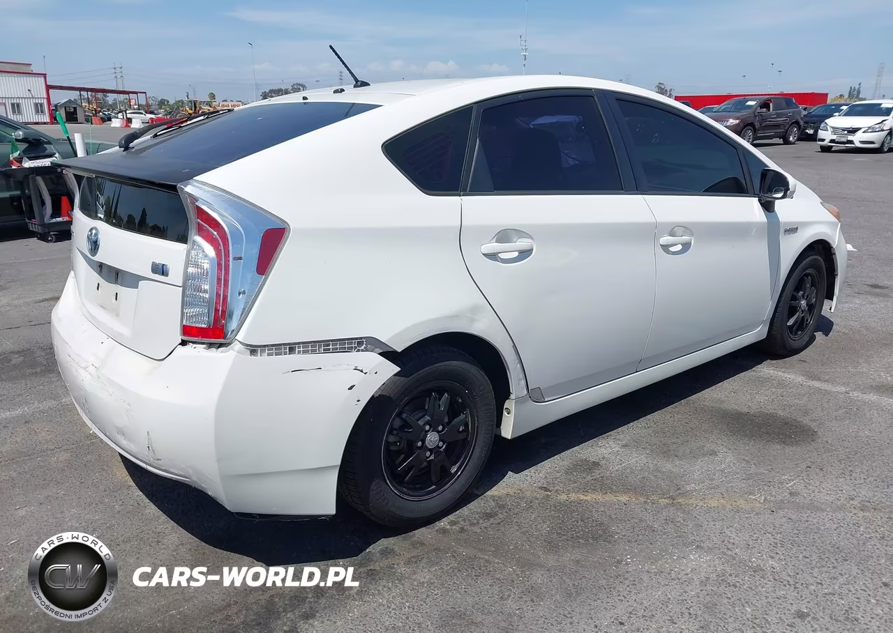 2012 Toyota Prius Two VIN:JTDKN3DU0C5508663 - 4