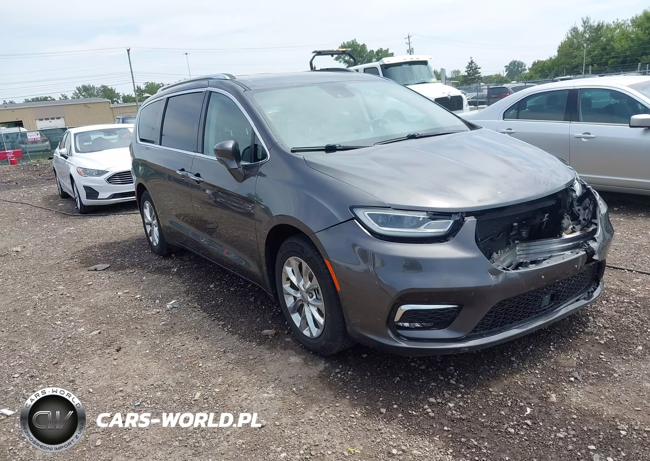 2021 Chrysler Pacifica Touring L