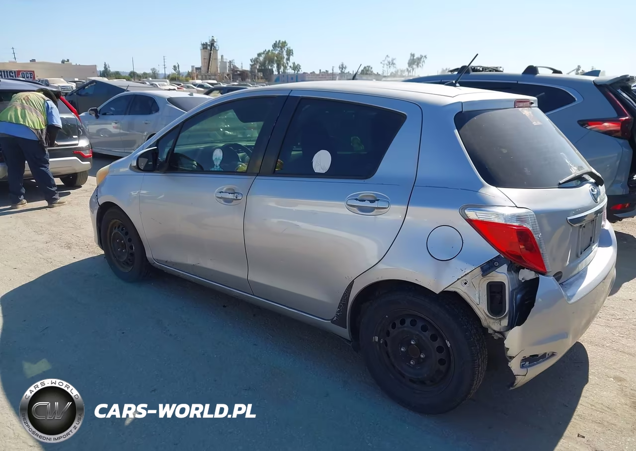 2012 Toyota Yaris Le VIN:JTDKTUD34CD521909 - 3