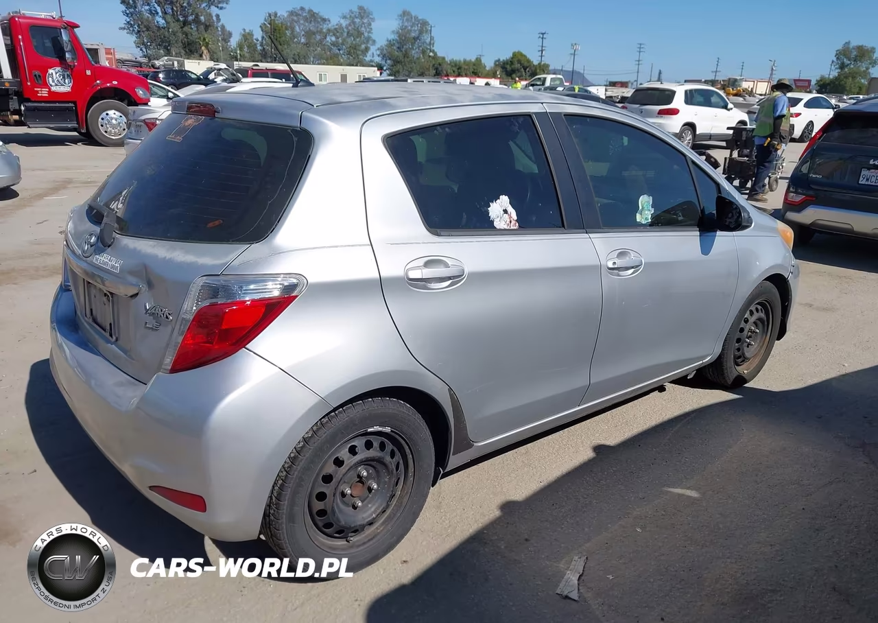 2012 Toyota Yaris Le VIN:JTDKTUD34CD521909 - 4
