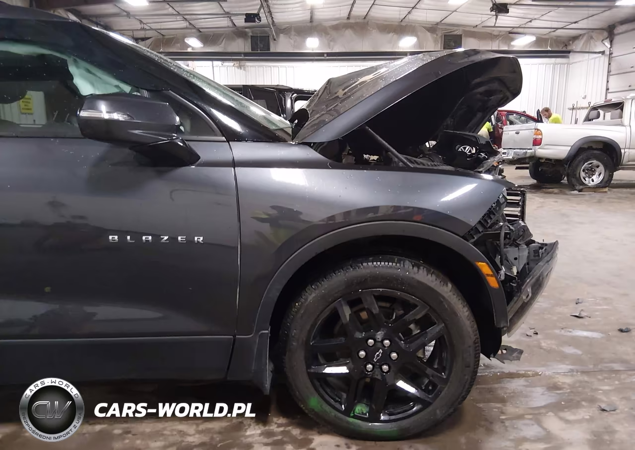 2022 Chevrolet Blazer Awd 2Lt VIN:3GNKBHR48NS210215 - 21