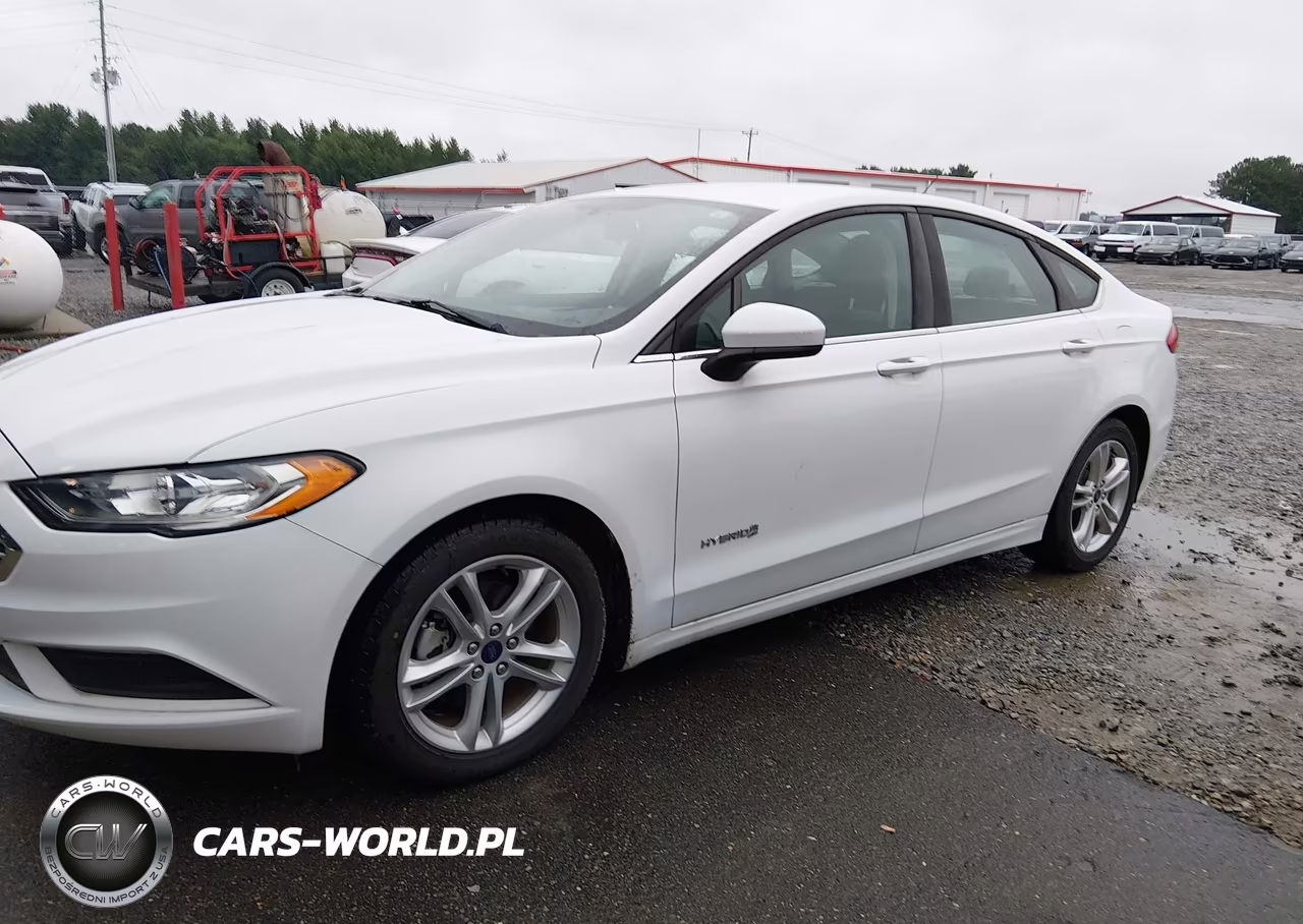 2018 Ford Fusion Hybrid S VIN:3FA6P0UUXJR271593 - 14