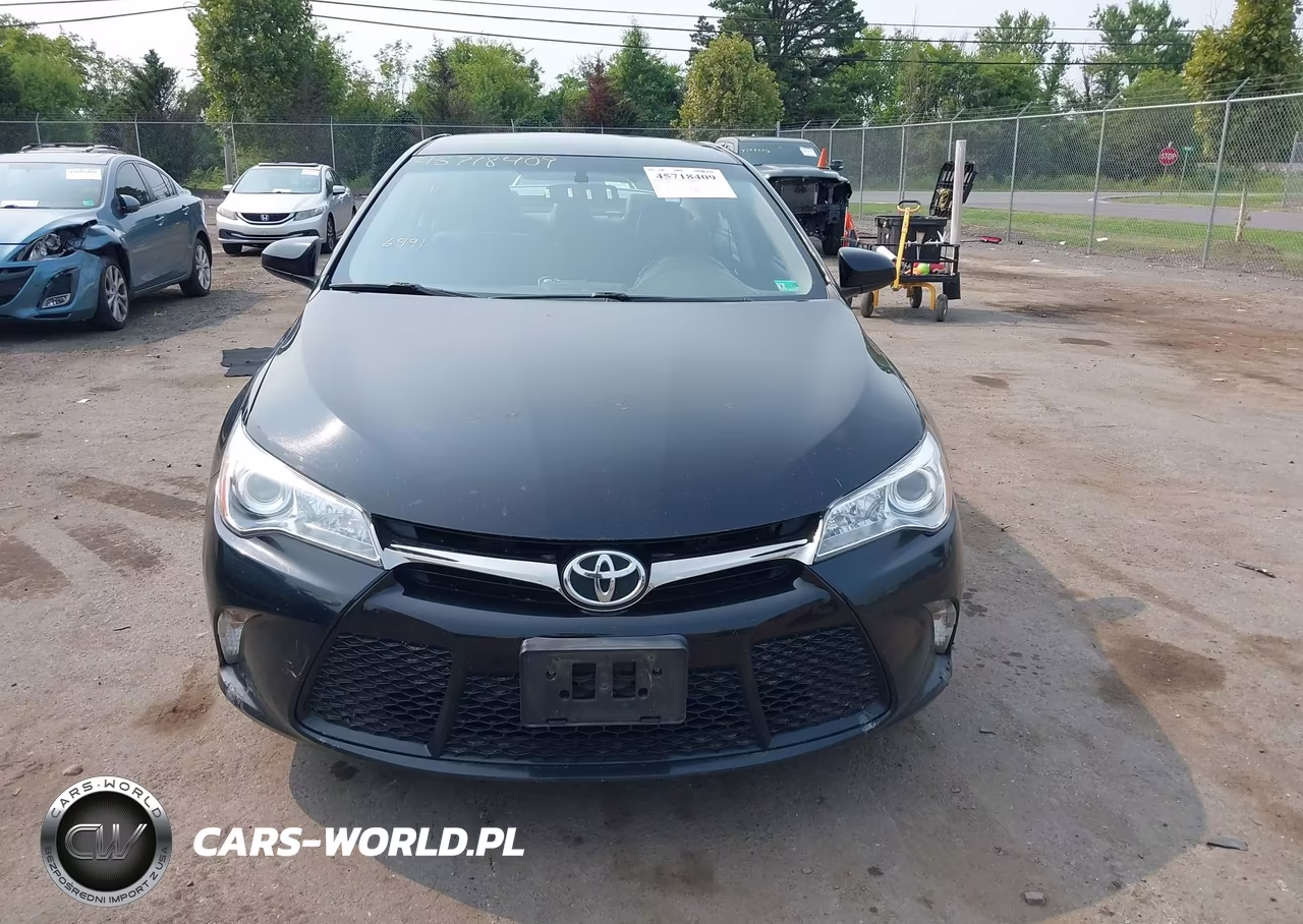 2017 Toyota Camry Se VIN:4T1BF1FK8HU704629 - 12
