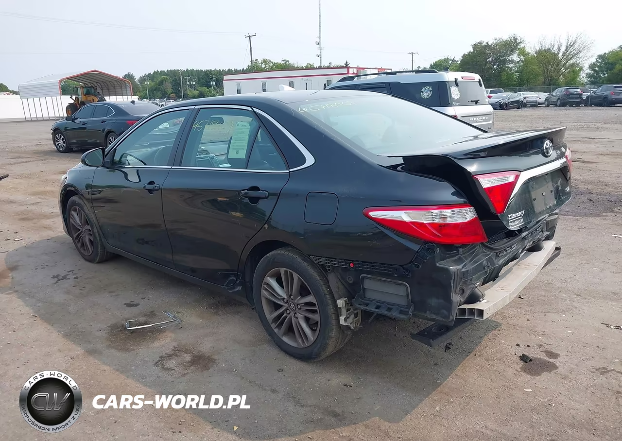 2017 Toyota Camry Se VIN:4T1BF1FK8HU704629 - 3
