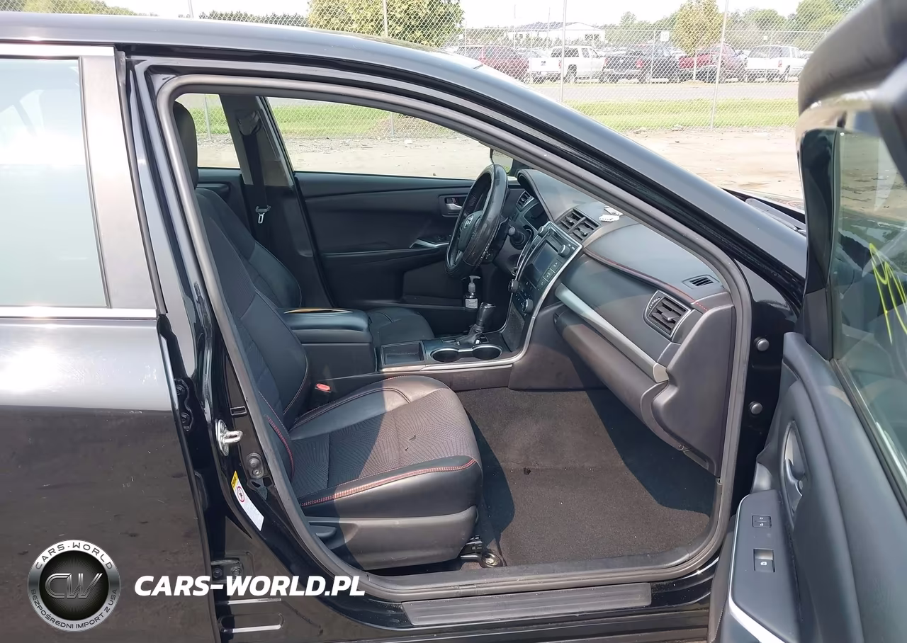 2017 Toyota Camry Se VIN:4T1BF1FK8HU704629 - 5