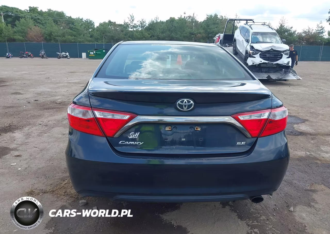 2017 Toyota Camry Se VIN:4T1BF1FK9HU415825 - 16