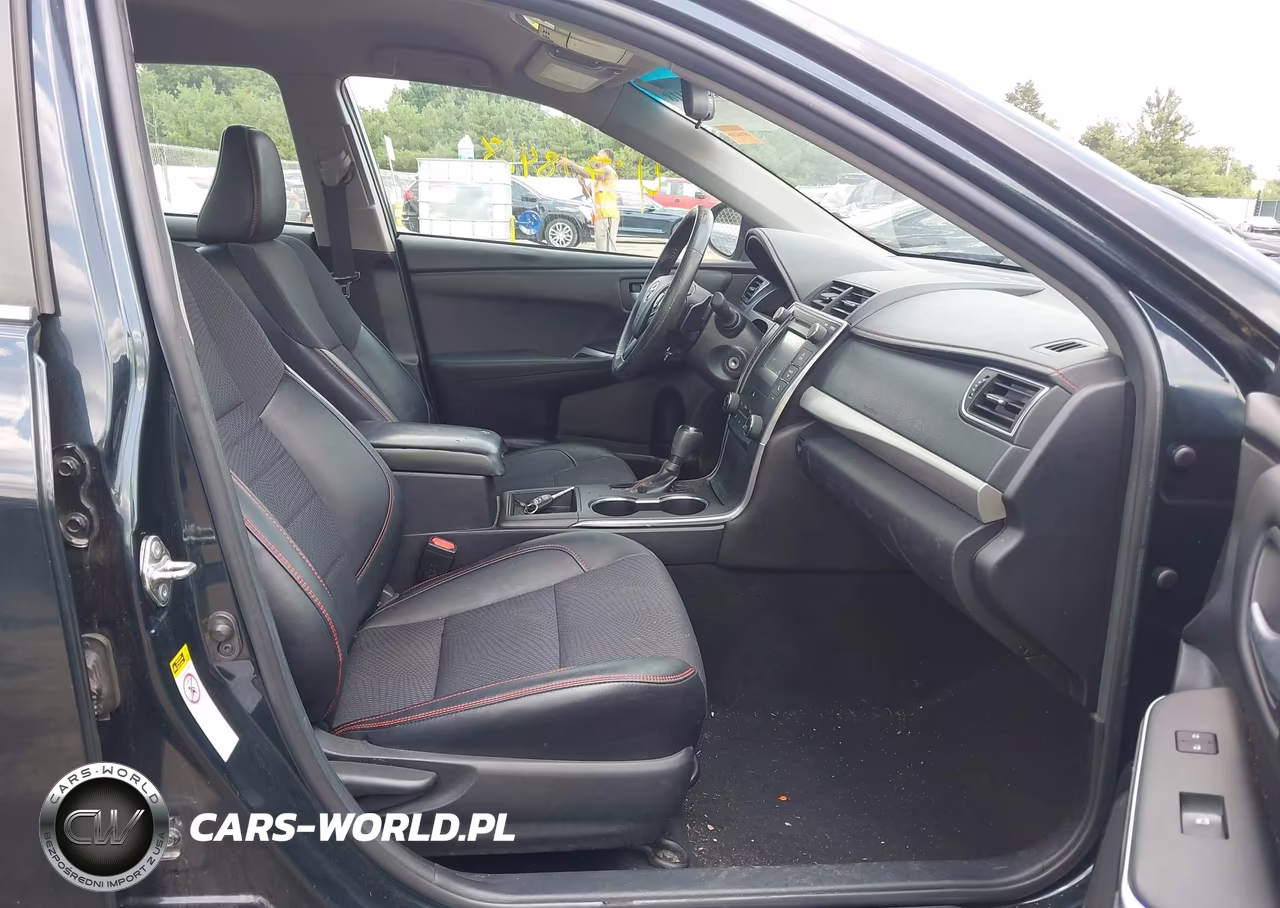 2017 Toyota Camry Se VIN:4T1BF1FK9HU415825 - 5