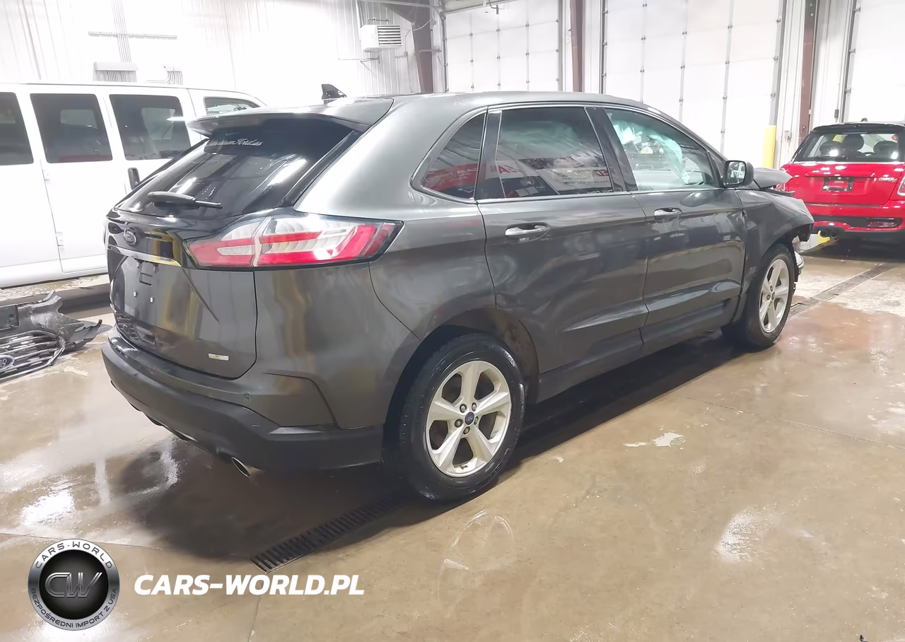 2019 Ford Edge Se VIN:2FMPK3G90KBB13622 - 4