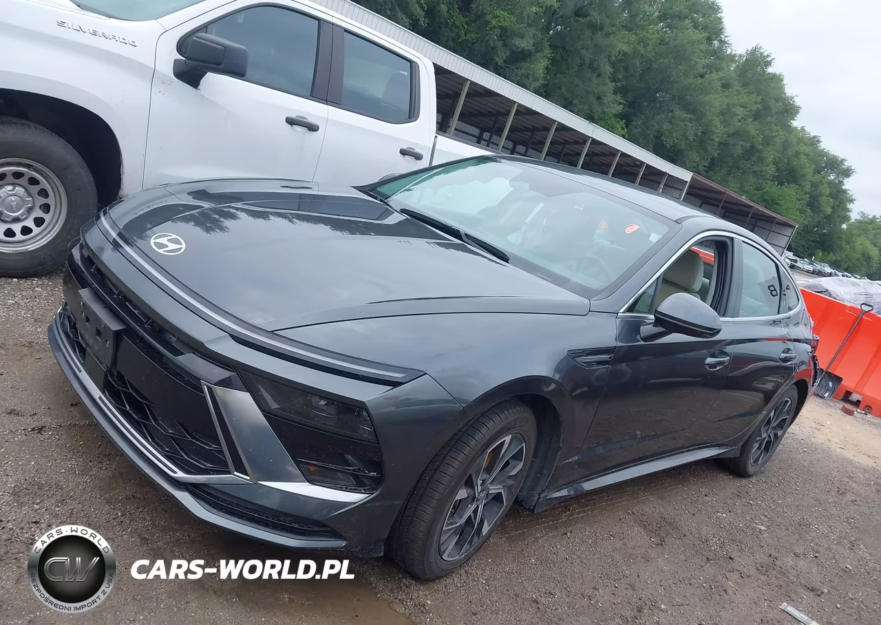 2025 Hyundai Sonata Sel VIN:KMHL64JA3SA437008 - 13