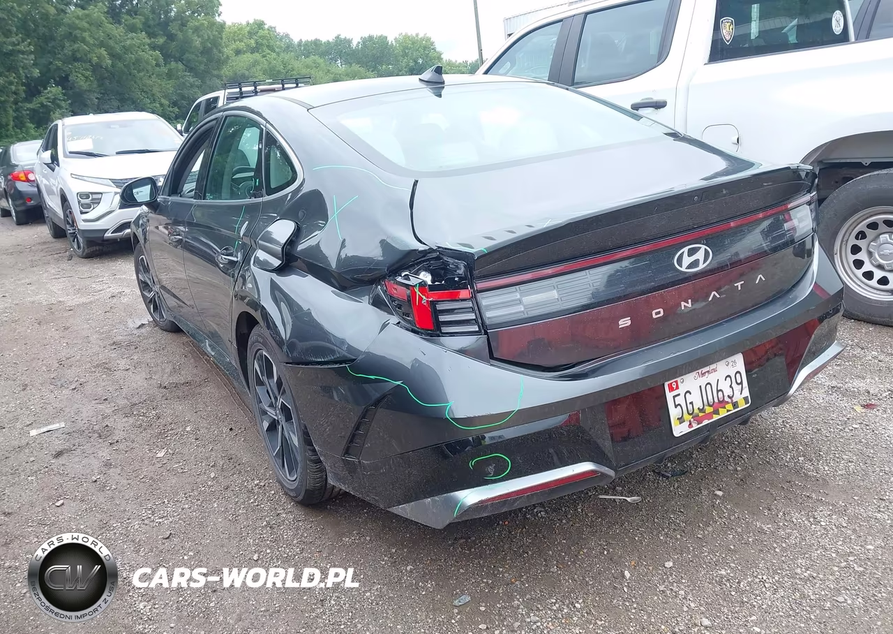 2025 Hyundai Sonata Sel VIN:KMHL64JA3SA437008 - 3
