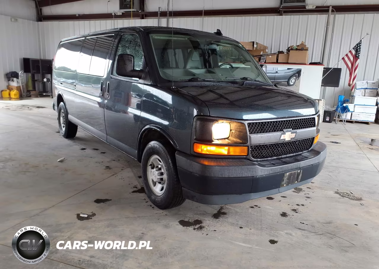 2017 Chevrolet Express 3500 Ls – zdjęcie 1 z 16