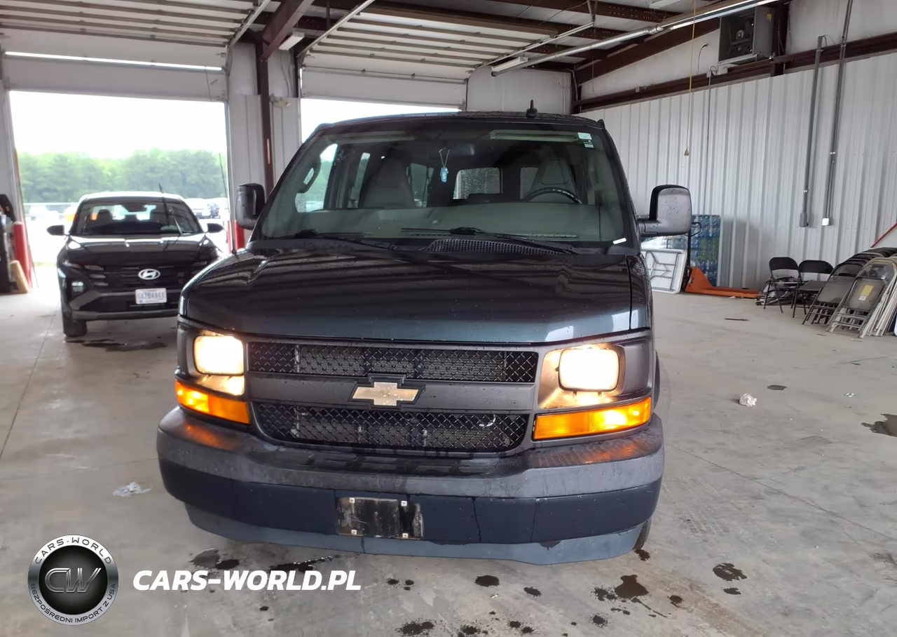 2017 Chevrolet Express 3500 Ls VIN:1GAZGNFG8H1292158 - 12
