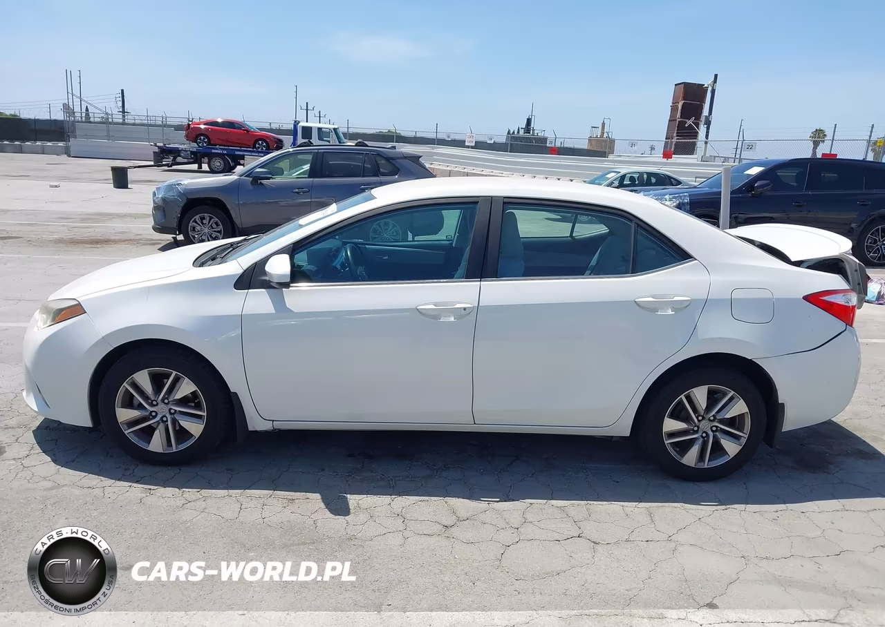 2015 Toyota Corolla Le Eco Plus VIN:5YFBPRHEXFP204571 - 14
