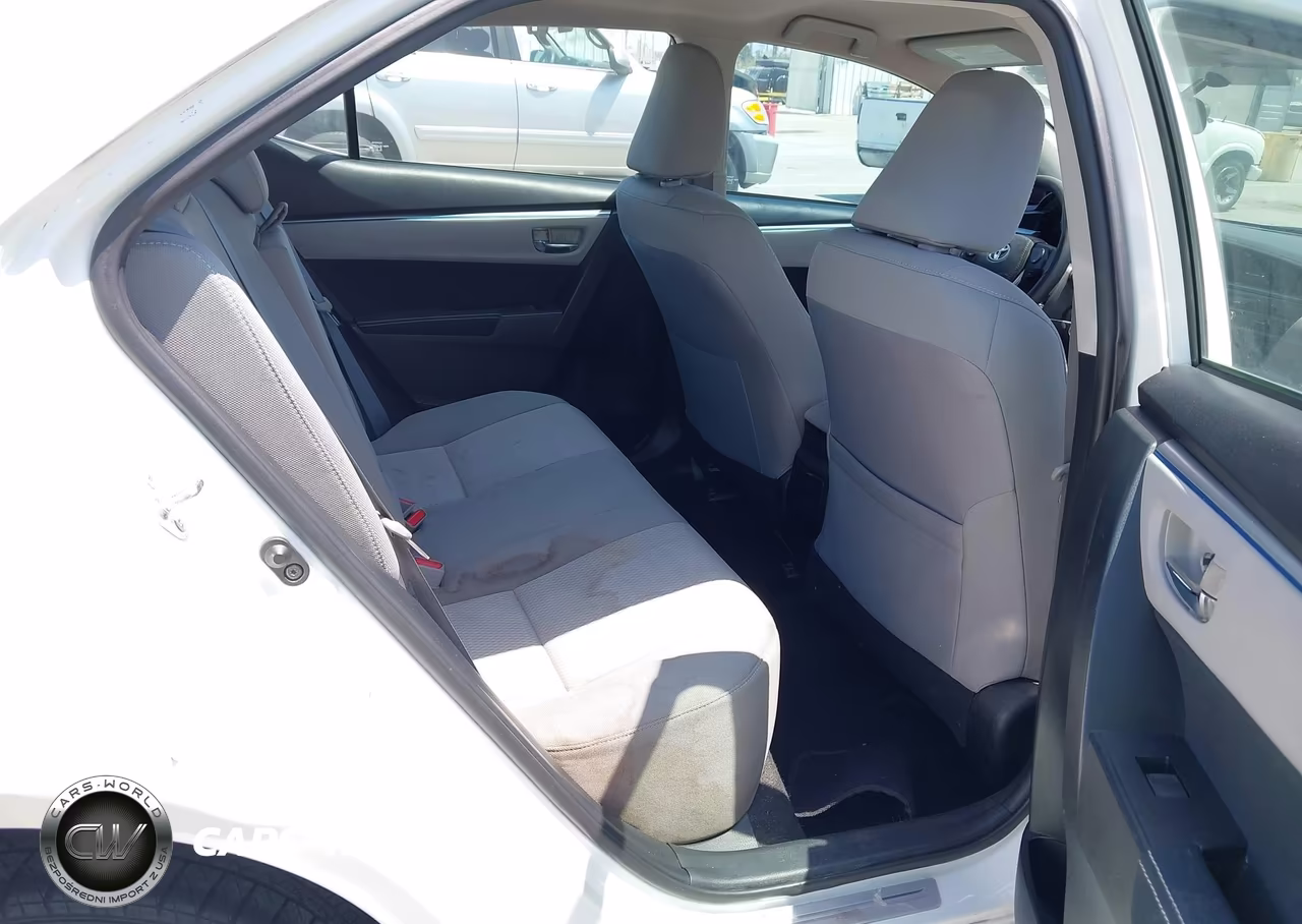 2015 Toyota Corolla Le Eco Plus VIN:5YFBPRHEXFP204571 - 8