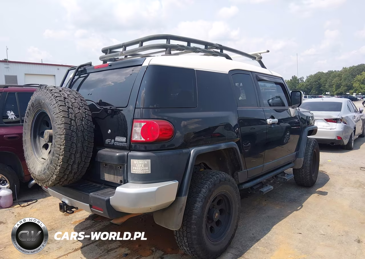 2008 Toyota Fj Cruiser VIN:JTEBU11F18K006892 - 4