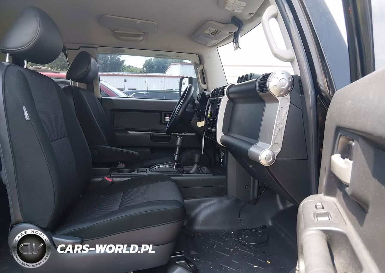 2008 Toyota Fj Cruiser VIN:JTEBU11F18K006892 - 5